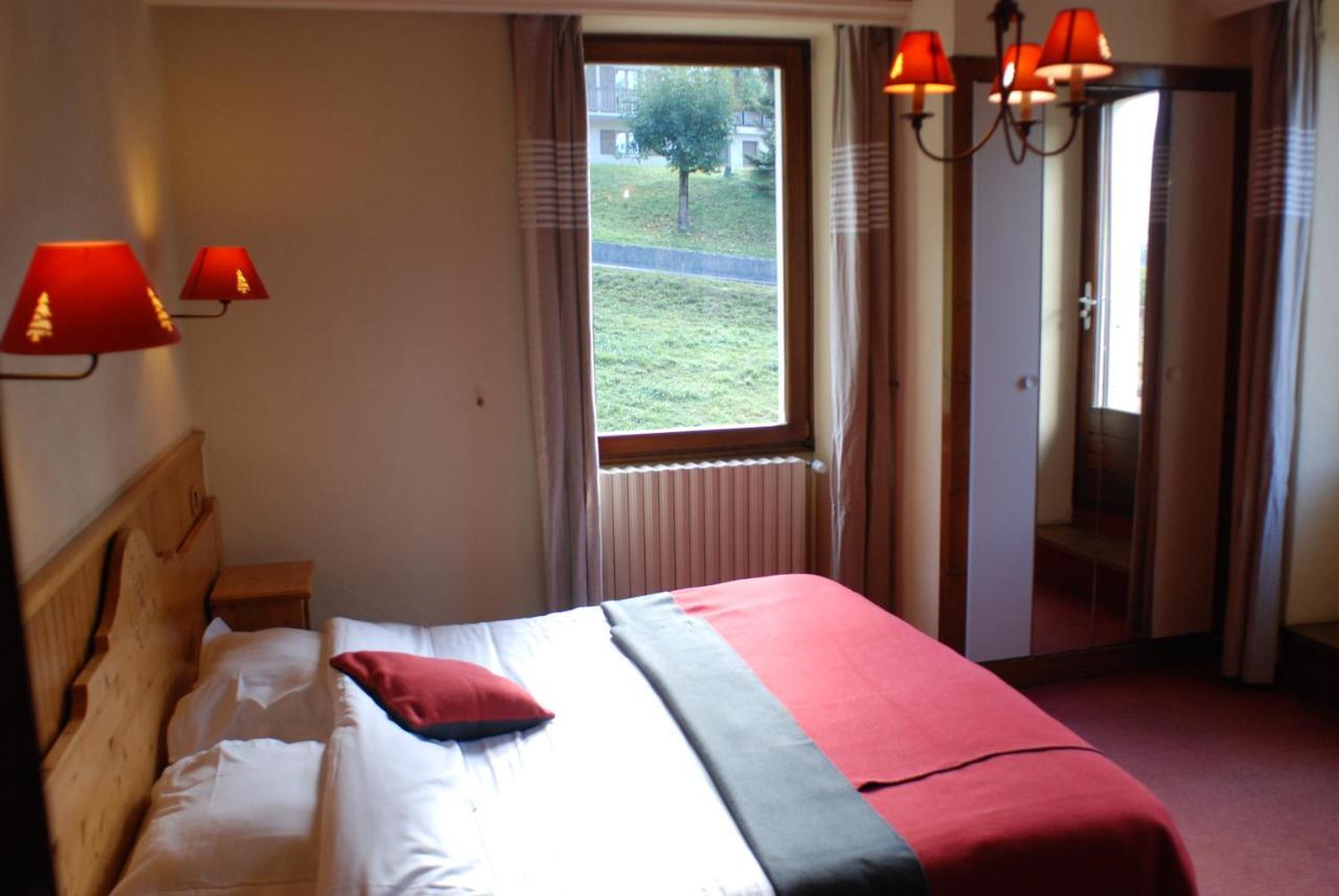 Hotel Les Glaieuls Le Grand-Bornand Luaran gambar
